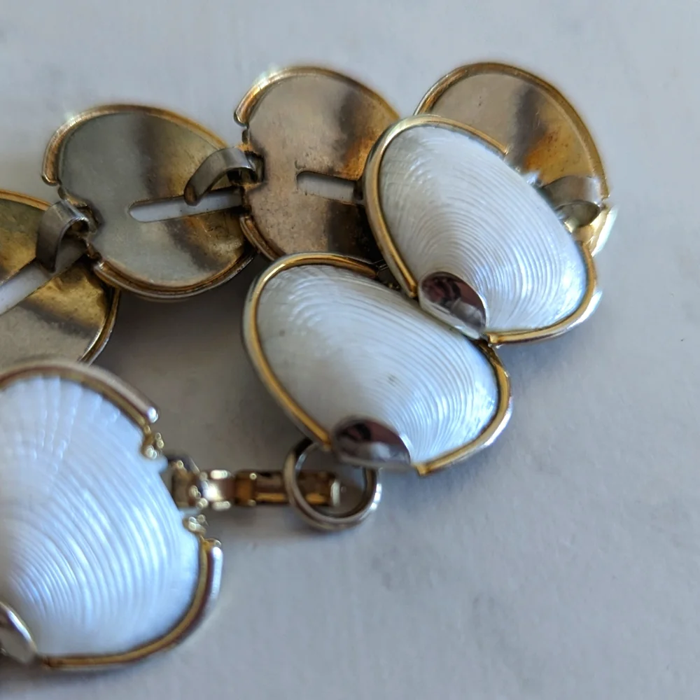 3/$10 Vintage shell bracelet cuff strap, white and gold - Picture 3 of 7